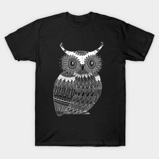 White owl with dark background T-Shirt